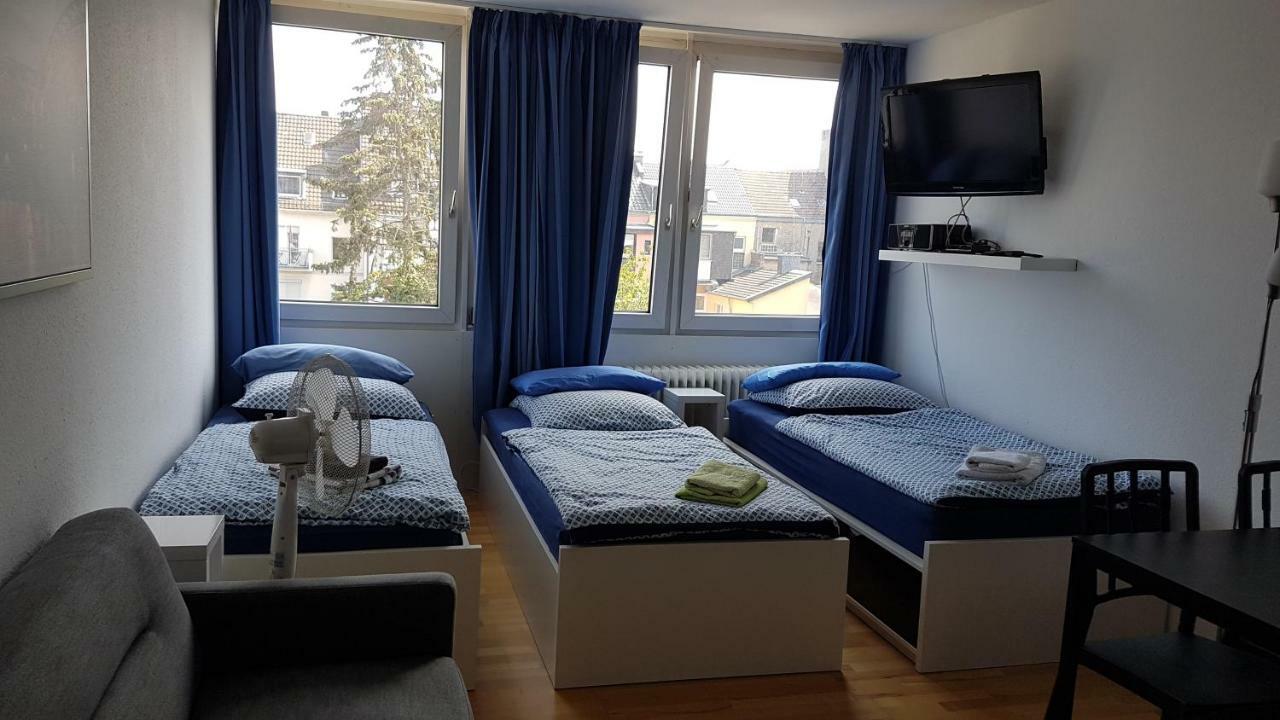 Sonniges Modernes Appartement Hoehenberg Cologne Exterior photo